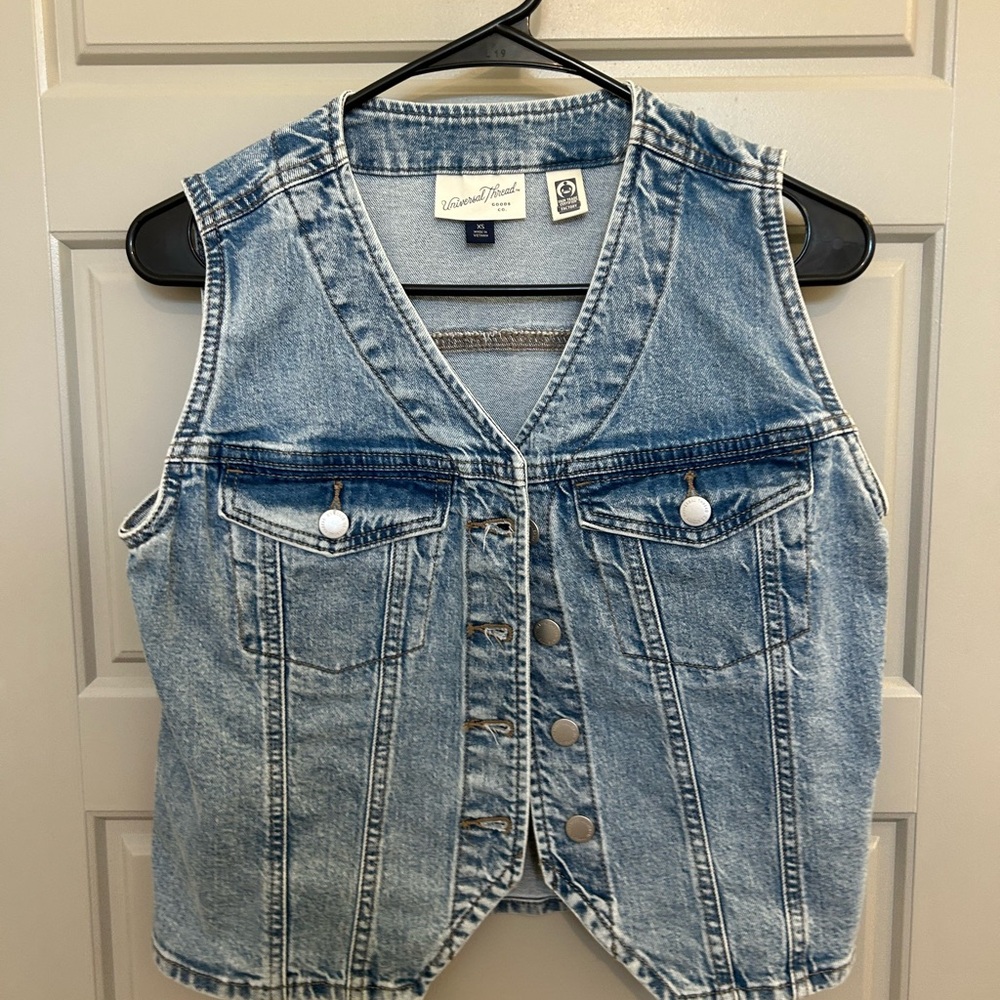 Universal Thread Light Blue Denim Vest